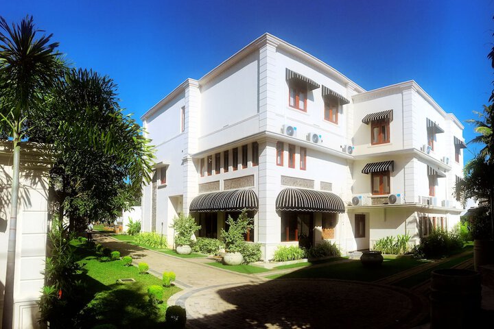 Forever City Hotel