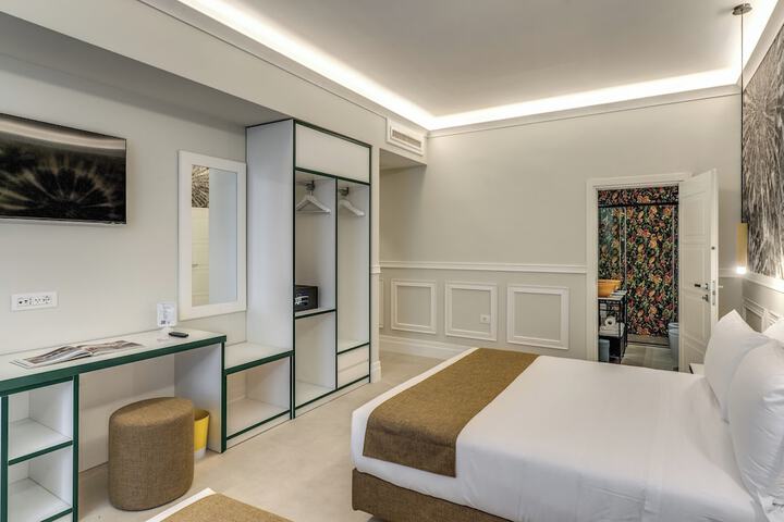Room 25 of 75