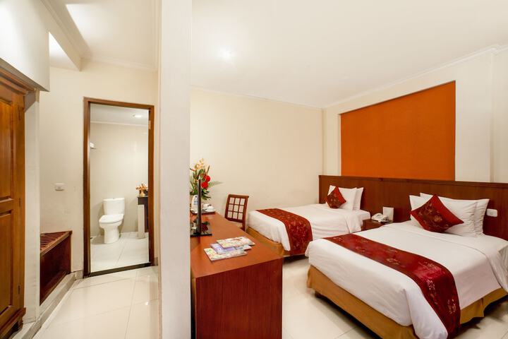 Room 13 of 47