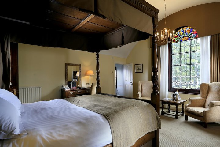 Room 7 of 50