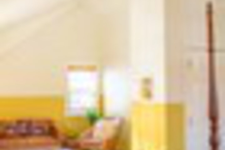 Room 74 of 126