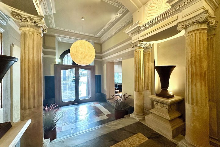 Hotel Interior 9 of 85