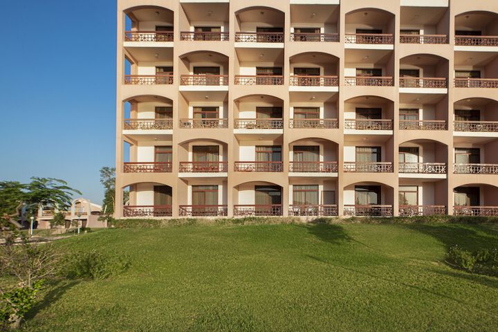 Hotel 84 of 93