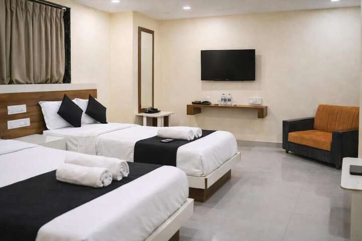 Room 8 of 23