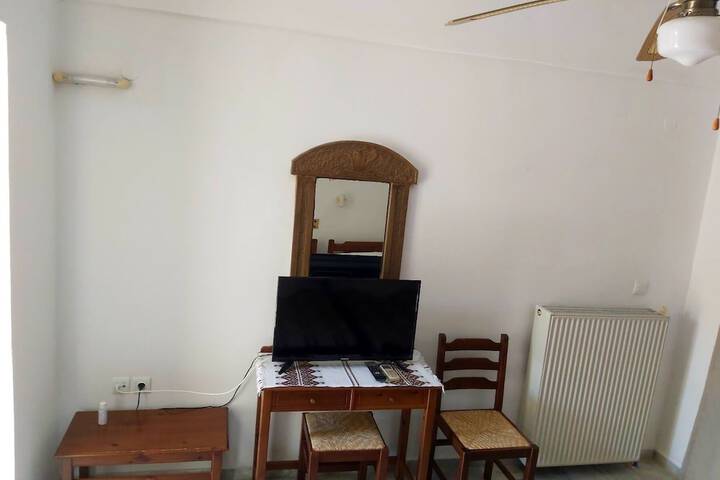 Room 4 of 49