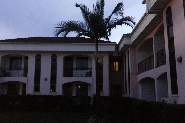 Hotel 70 of 72