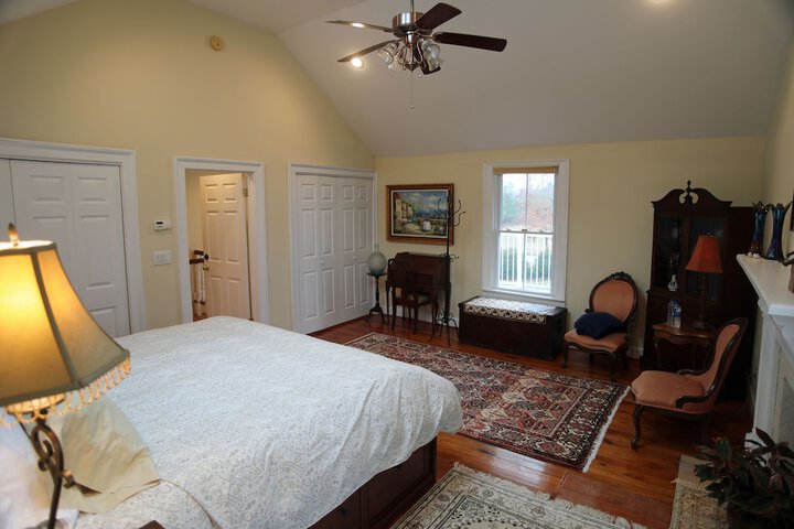 Room 5 of 19