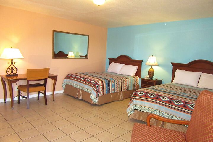 Room 6 of 26