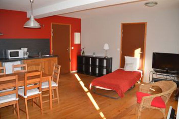 Room 42 of 53