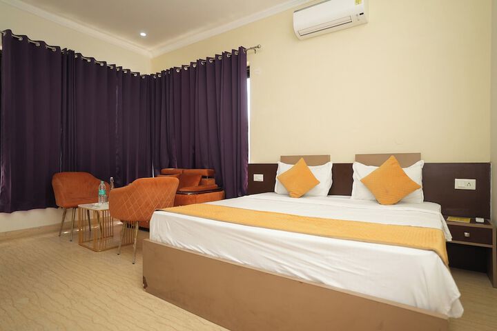 Room 17 of 29
