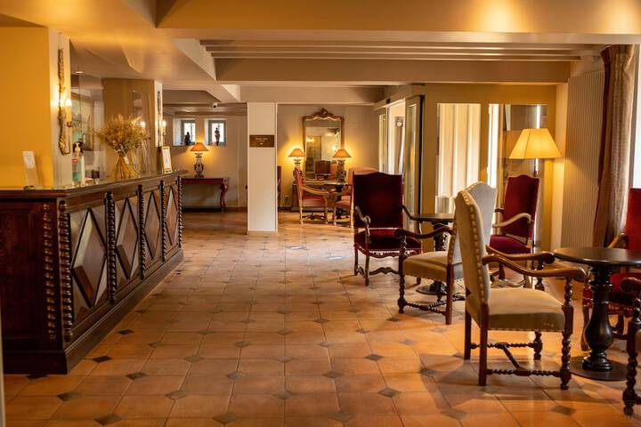 Lobby Entry