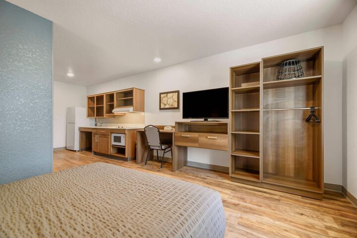 Room 21 of 37