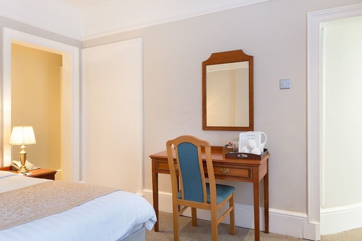 Room 15 of 58