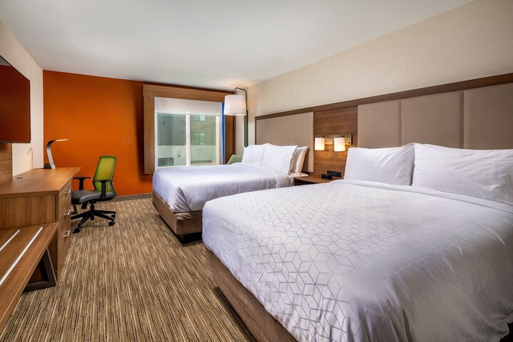 Room 22 of 60