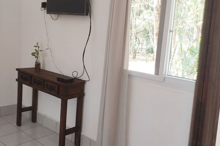 Room 3 of 37
