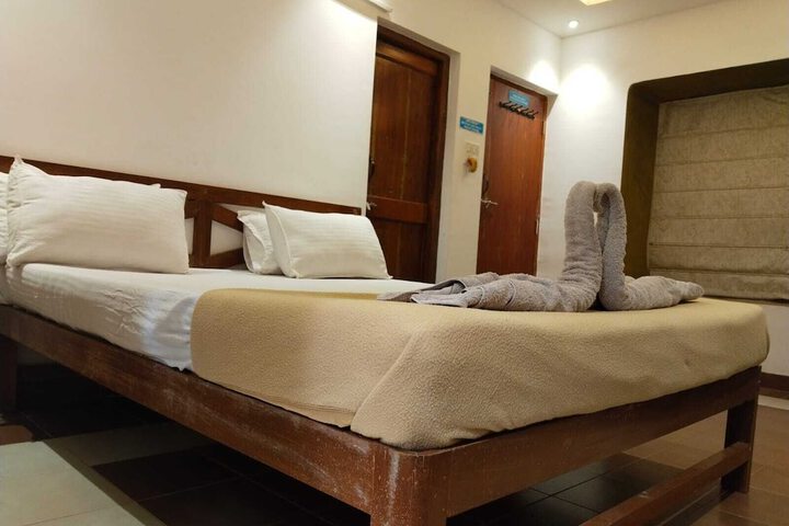 Room 8 of 26
