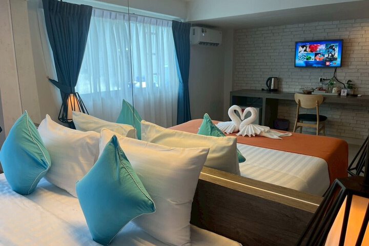 Room 95 of 132