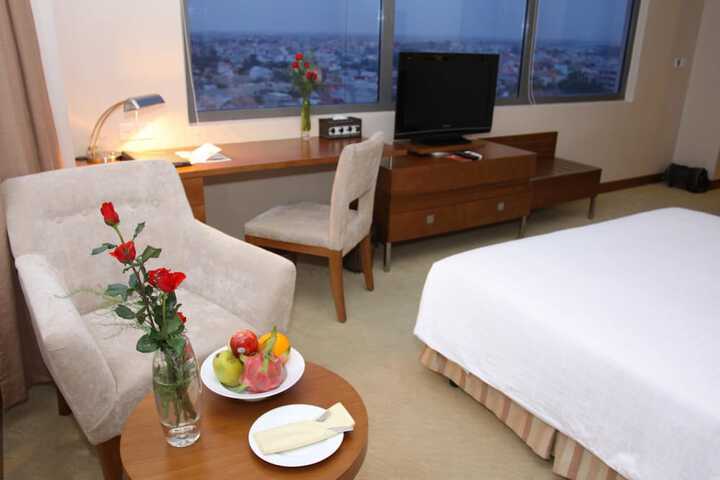 Room 18 of 181