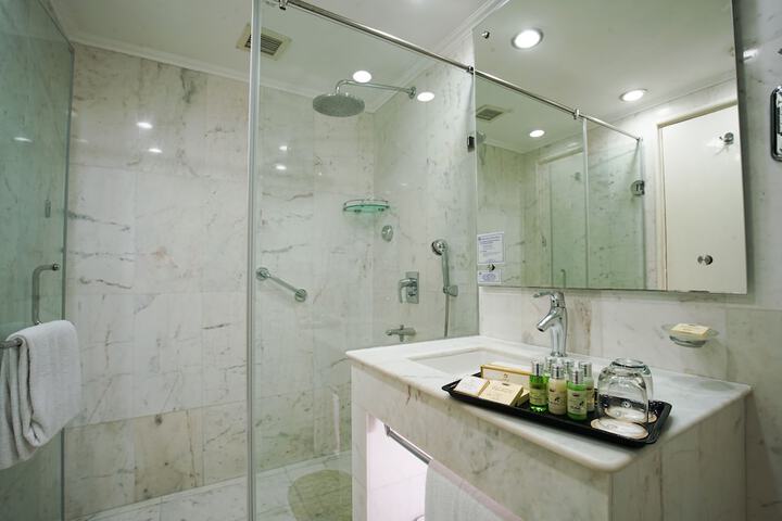 Bathroom Interior Photo