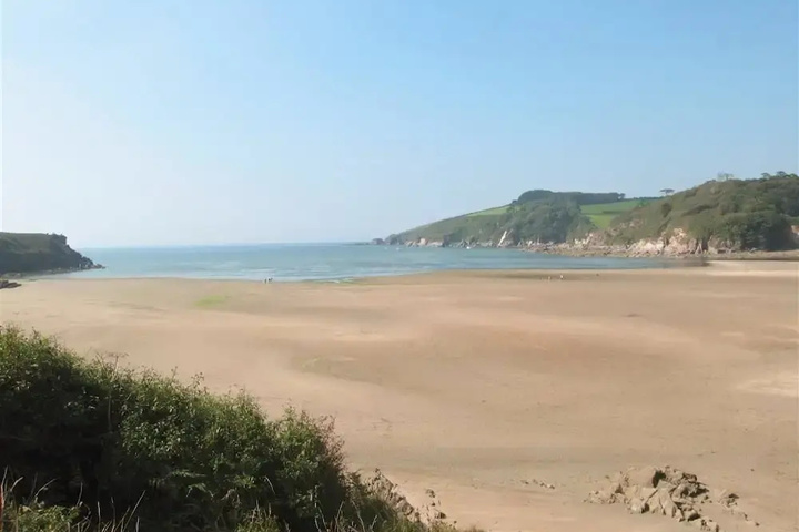 Beach 8 of 13