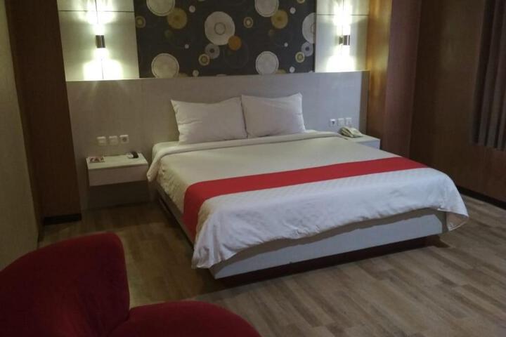 Room 5 of 5