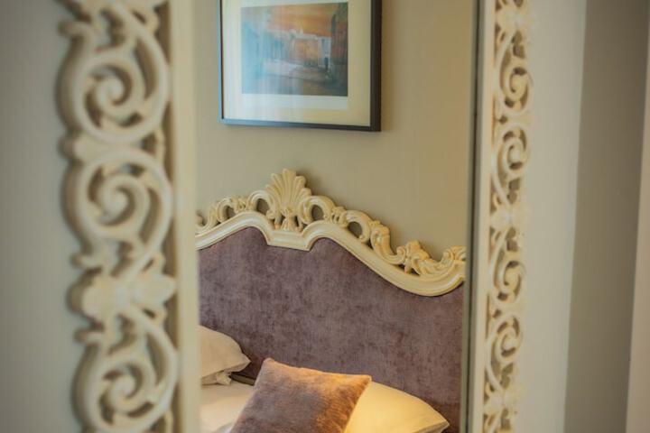 Room 15 of 51