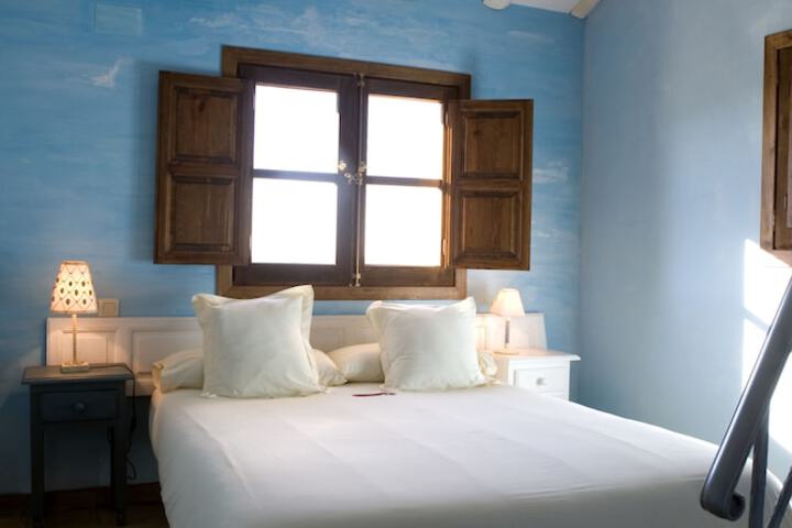 Room 9 of 51