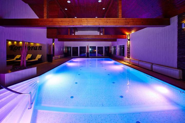 Pool 9 of 23