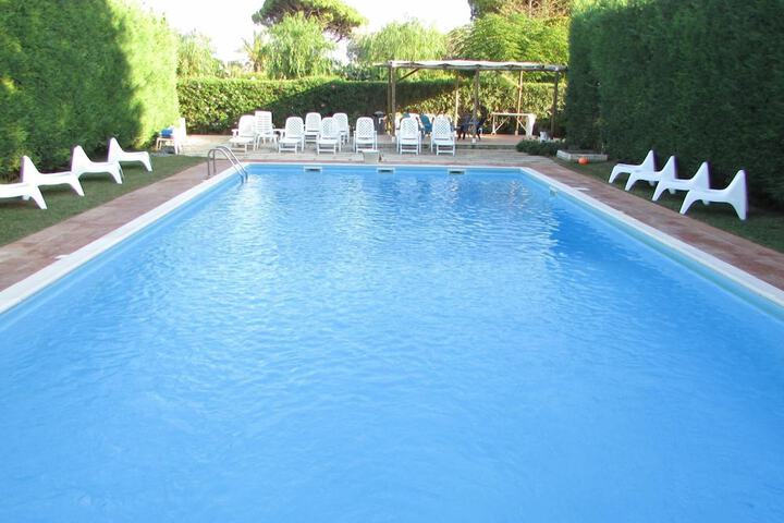 Hotel with Pool