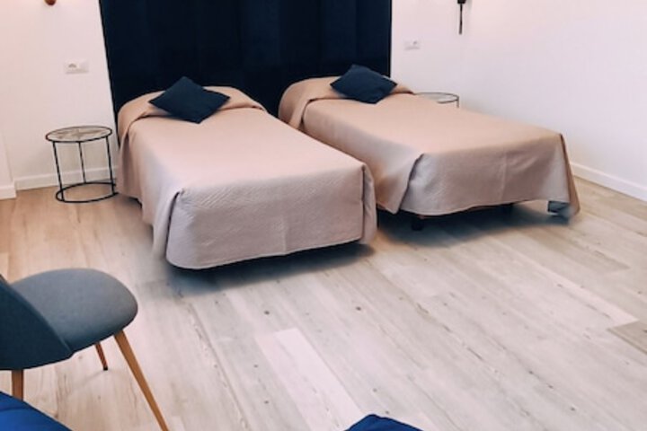 Room 40 of 103