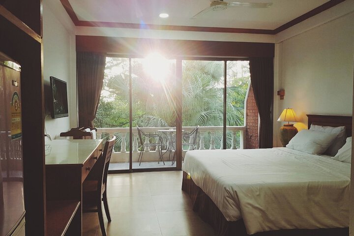 Room 34 of 103
