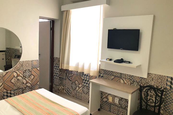 Room 8 of 64