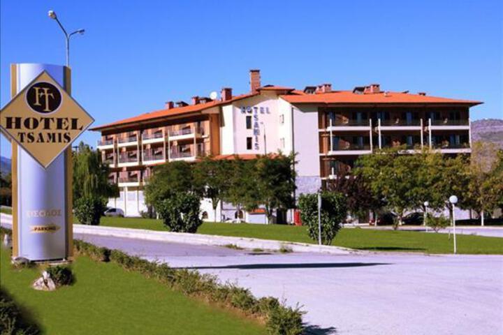 HOTEL TSAMIS