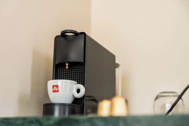 Breakfast/Coffee Service 61 of 103