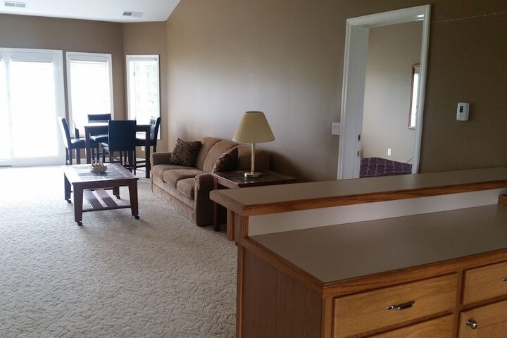 Room 6 of 20