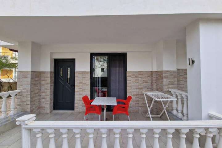 Terrace/Patio 18 of 28