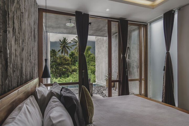 Room 12 of 88