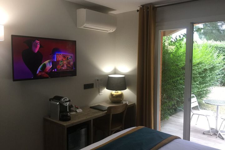 Hotel Interior 40 of 52