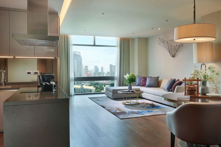 Room 40 of 261