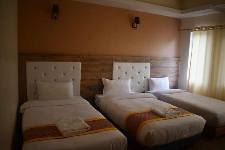 Room 14 of 95