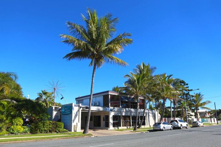 Hotel 7 of 67
