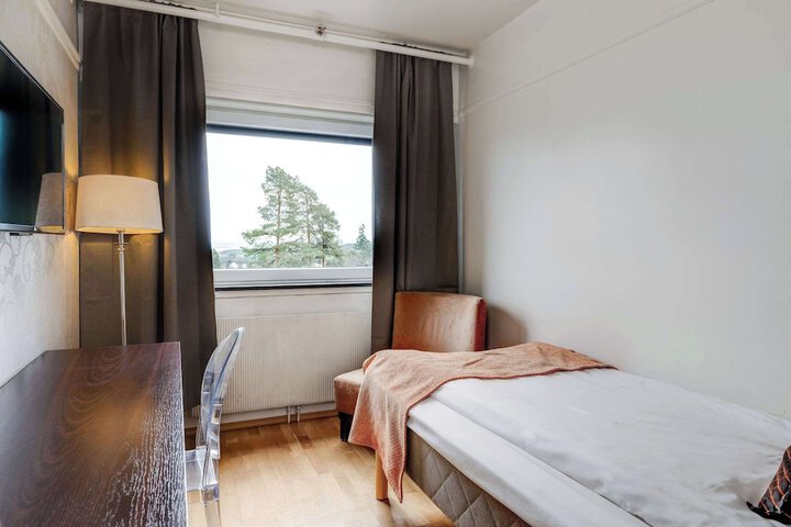 Room 20 of 101
