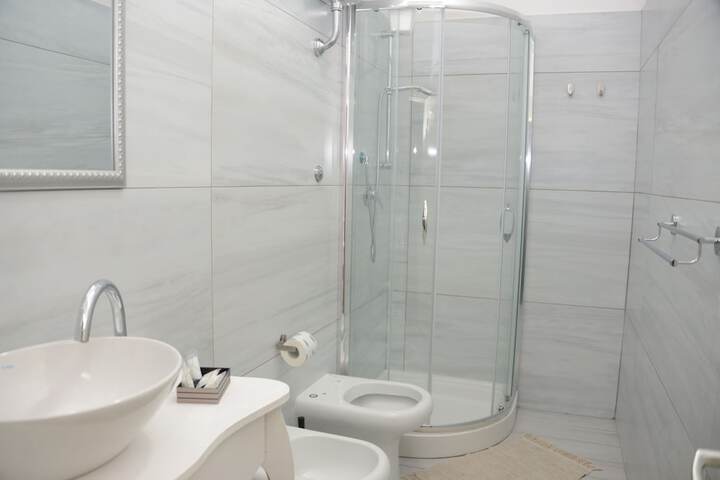 Room 20 of 21