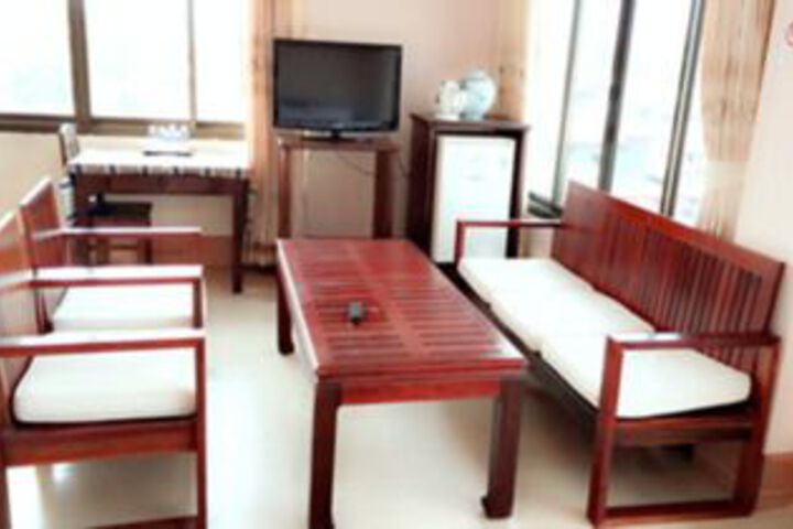 Room 29 of 34