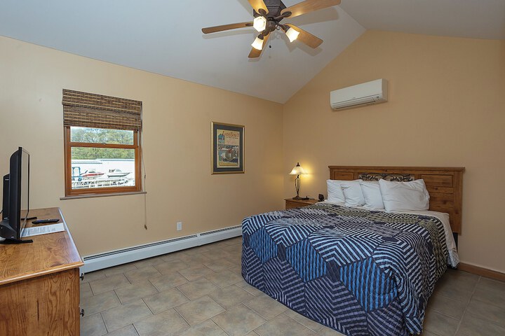 Room 26 of 130