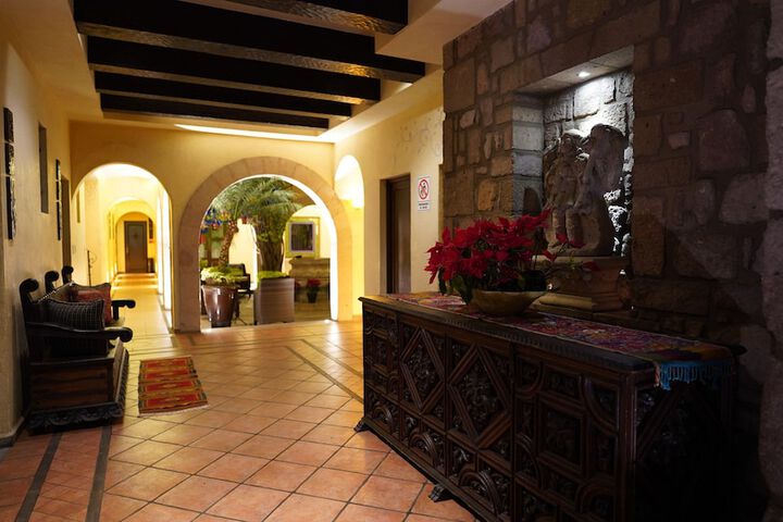 Hotel Interior 138 of 166