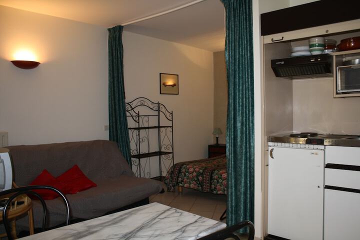 Room 18 of 19