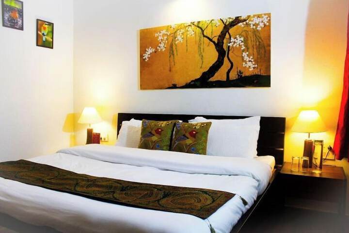Room 3 of 11