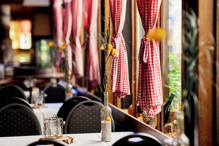 Dining 50 of 70
