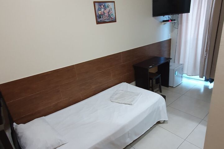 Room 8 of 67